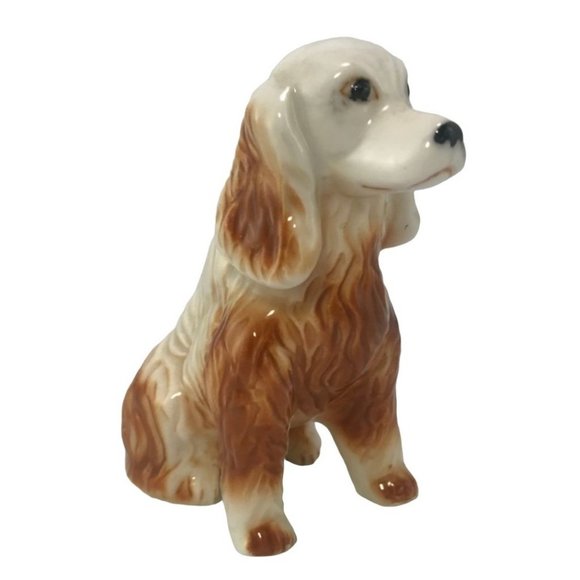 Vintage 1950s Seated Spaniel Figurine Porcelain Hand Painted 3.5 inches tall - Picture 1 of 7